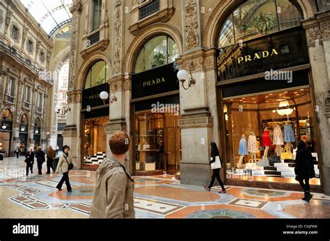 prada galleria vittorio emanuele ii|vittorio emanuele restaurant.